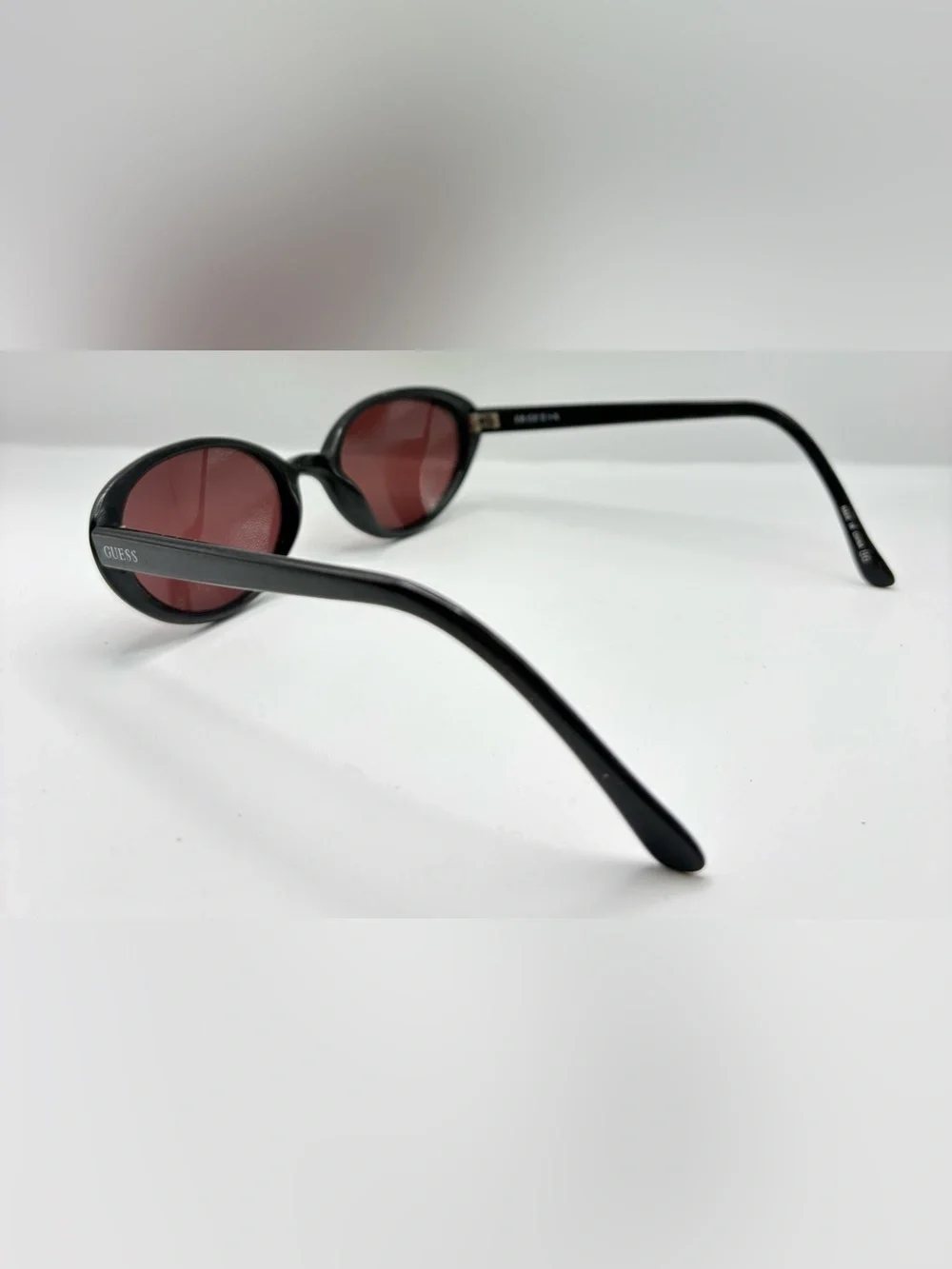 Guess listing pair